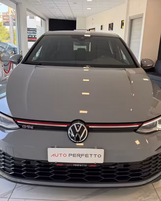 Volkswagen Golf GTI 2.0 TSI DSG