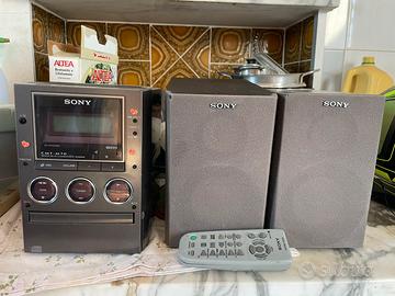 Stereo con casse e telecomando
