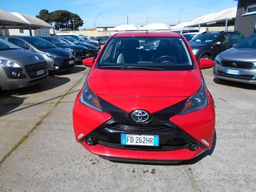 Toyota Aygo 1.0 VVT-i 69 CV 5 porte x-play