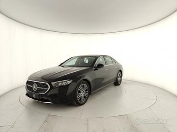 MERCEDES-BENZ E 200 d Advanced auto