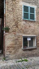 Vendita appartamento centro storico Ostra (An)