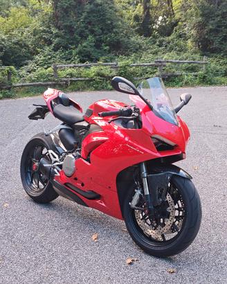 Ducati Panigale V2 