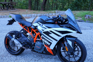 Ktm rc 390 2021