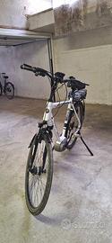 Bicicletta ebike elettrica Kreidler usata niente!!