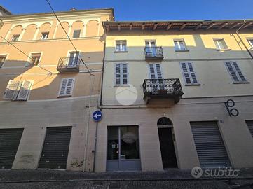 5 LOCALI A RACCONIGI