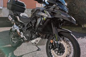 Benelli Trk 502x 