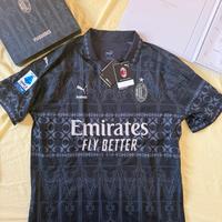 Maglia Ac Milan x Pleasures edizione limitata