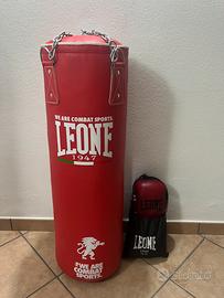 Sacco da Boxe e guanti