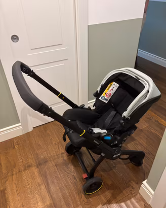DOONA X CON BASE ISOFIX E ACCESSORI