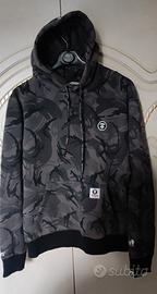 AAPE BY A BATHING APE felpa con stampa astratta