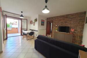 4 posti letto,terrazza,giardino.10 min dal mare