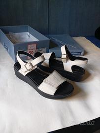 Sandali da donna marca STONEFLY, numero 40, nuovi