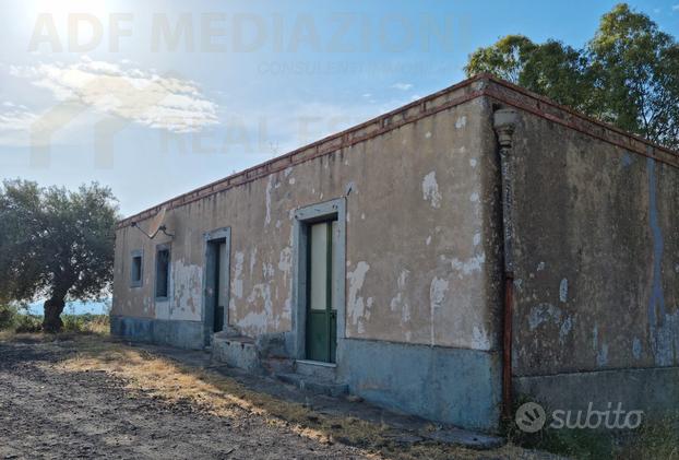 Terreno Con Casa Da Ristrutturare