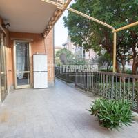 APPARTAMENTO CON DOPPIO GIARDINO