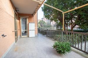 APPARTAMENTO CON DOPPIO GIARDINO