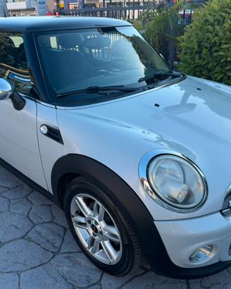 Mini Cooper D - 1.6 Diesel - 2010