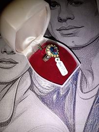 anello oro bianco 9kt topazio e zaffiri