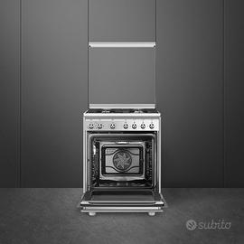 Cucina Smeg 4 fuochi con forno elettrico