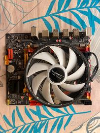 Scheda madre con processore, ram e dissipatore