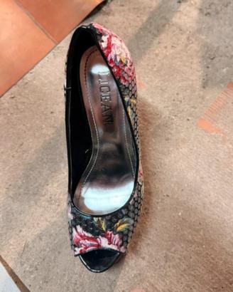 Scarpa aperta