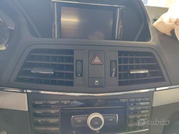 Bocchetta clima centrale MERCEDES CLASSE E 2010