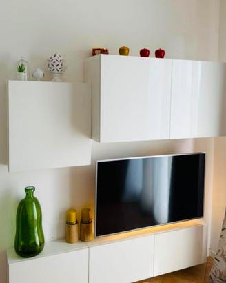 Mobili/pensili Ikea Besta più tv Samsung