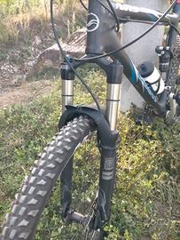 Mountain bike giant (bi ammortizzata)!