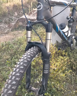 Mountain bike giant (bi ammortizzata)!