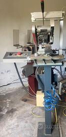 Affilatrice universale professionale per utensili