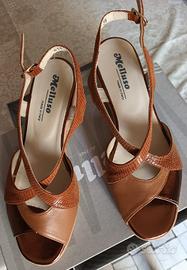 Sandalo marca Melluso Nuovo mai usato