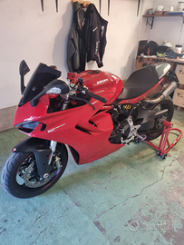 Ducati supersport950