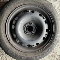 Gomme da neve piu’ cerchio 185/60 r15