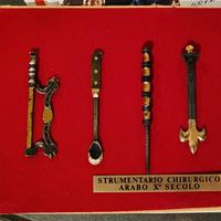 Miniature strumenti chirurgici arabi