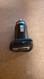 Caricatore auto + cavo aux Cellularline