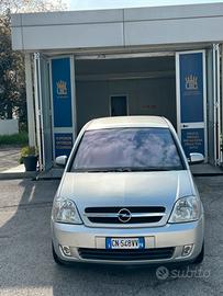 Opel Meriva 1.6 Cosmo automatica