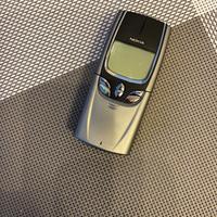 Cellulare NOKIA 8810