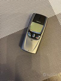 Cellulare NOKIA 8810