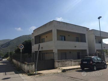 Appartamento di 153 m² con 3 locali e box auto dop