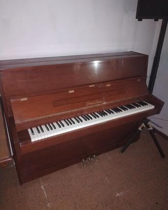 Pianoforte Pearl River da muro Kwangchow verticale