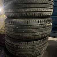 235/55/18