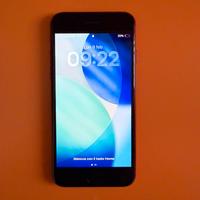 iPhone se (2022) 128gb