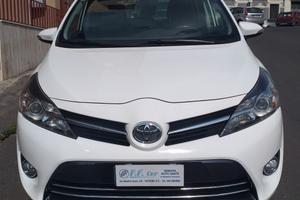 Toyota Verso 1.6 D-4D Style