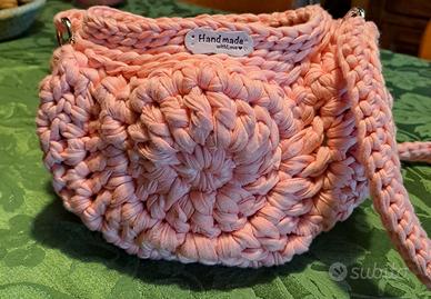 Borsetta fatta a mano