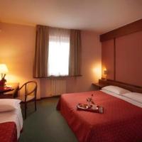 Camere per hotel in legno massello