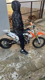 Pit bike