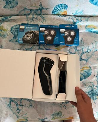 Rasoio Philips Shaver 300 Series con ricambi