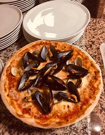 Pizzaiolo aiutocuoco esperto extra