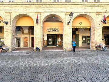 Locale commerciale - Fermo