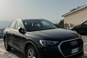 Audi Q3 2022 2.0 150cv