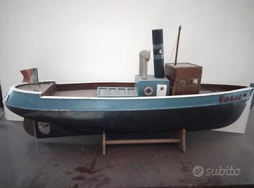 Modellino battello 